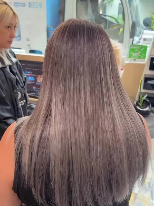 ##ombre髪色 ##霧化白髮 ##大圍hairstyle師 髮型美甲作品