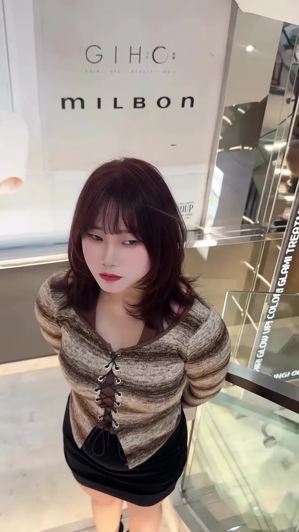showcase-69fdb2b05c1c0f10382bbb2f