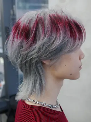 ##silverhair ##wolfcut ##creativecolor 髮型美甲作品