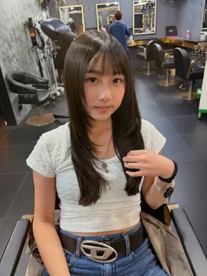 ##女生layershaircut ##八字瀏海 ##小顏瀏海 髮型美甲作品