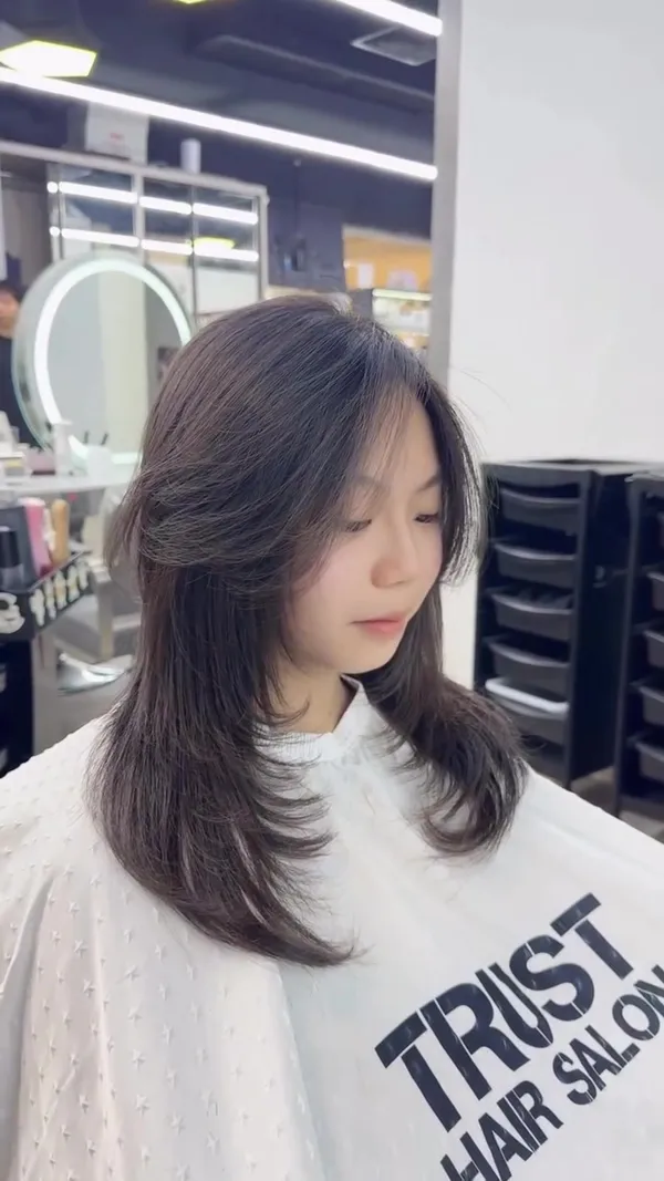 ##八字瀏海 ##高layers剪裁 ##layershairstyle 髮型美甲作品