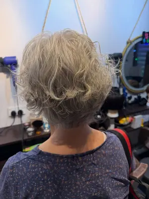 hl__hair ##hair ##stylist ##髮型 hair & nail work