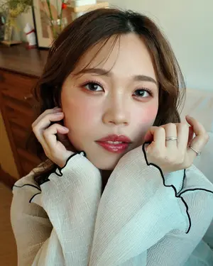 ##香港化妝師 ##化妝 ##新娘hairstyle 髮型美甲作品