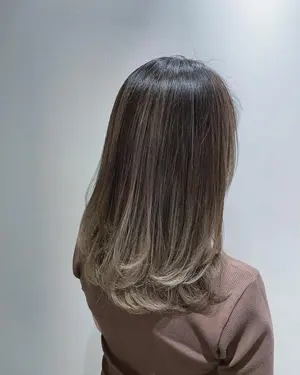 van___hair ##balayage ##balayagehighlights ##balayageombre 髮型美甲作品