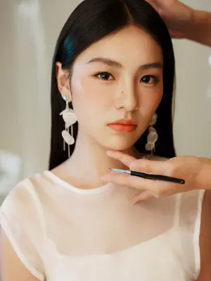 ##hairdown ##bridalmakeup ##輕婚紗 髮型美甲作品