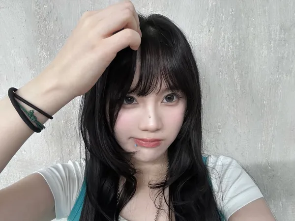 ebella__wills ##y2k ##perming ##Korean 髮型美甲作品 (1)