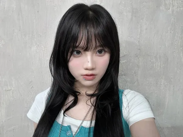 ebella__wills ##y2k ##perming ##Korean 髮型美甲作品 (3)