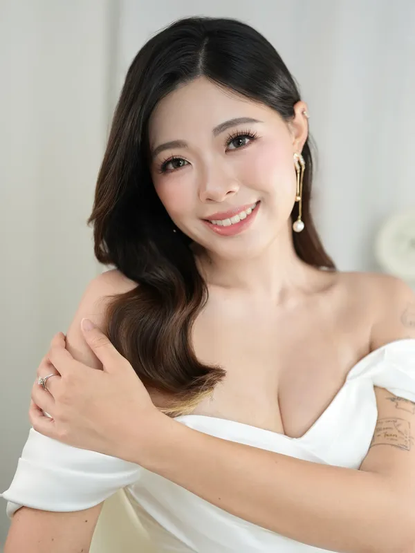 with.hani_makeup ##帶有情緒妝感 ##WITHHANIMAKEUP ##香港新娘化妝 髮型美甲作品 (3)