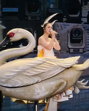 ##楊千嬅巡迴演唱會 ##livemyliveworldtour2026 ##worldtour成都站 髮型美甲作品