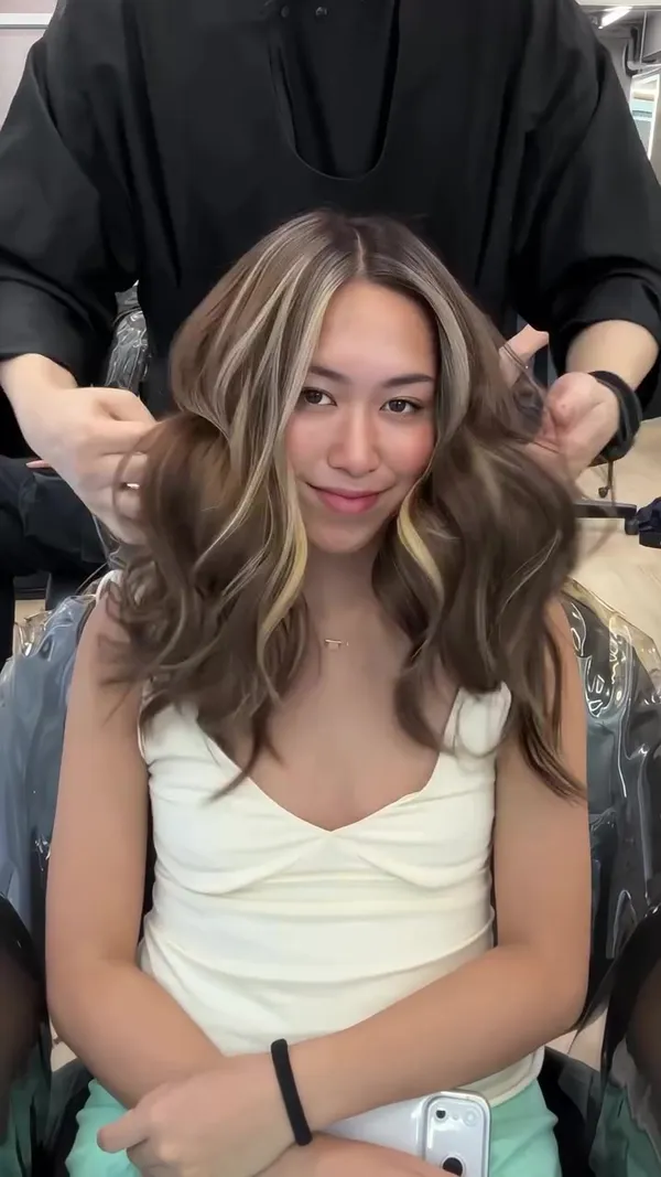 ##HongKongBalayage ##ParisBalayage ##balayage 髮型美甲作品