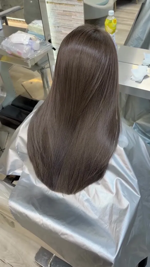 ##KwunTongHairColour ##KwunTongHairstylist ##CurtainBangs 髮型美甲作品