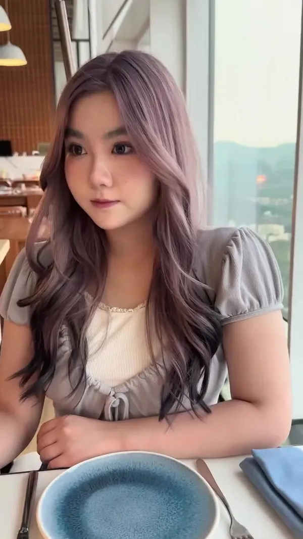 ##AnitaEuroAmericanLineDye ##ShaTinFemaleHairstylistAnita ##ShaTinHairColor 髮型美甲作品