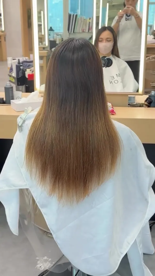 benleung.hairstylist ##MintGreenMochaBrown ##MintMochaBrown ##NoBleachHairColour hair & nail work