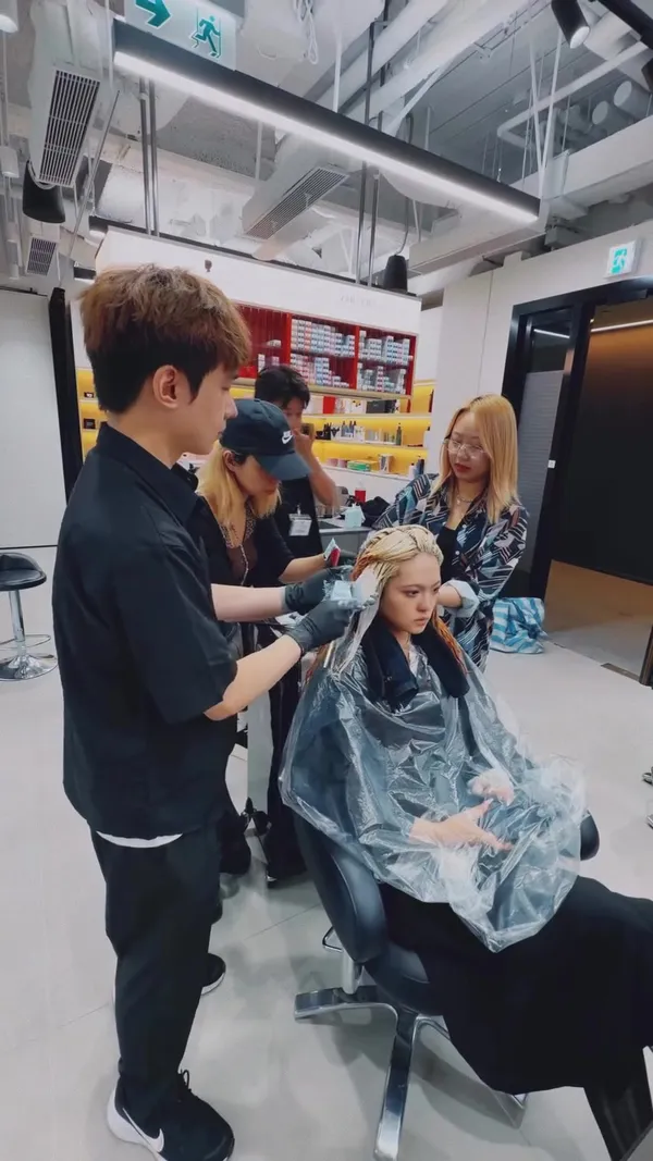 ##HongKongHairstylist ##一工匠 ##aheadhairmedia 髮型美甲作品