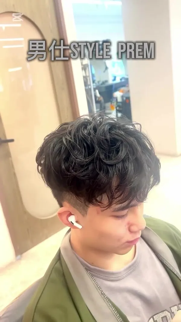 ##YuenLongHairstylist ##KoreanPerm ##StraighteningTreatment 髮型美甲作品