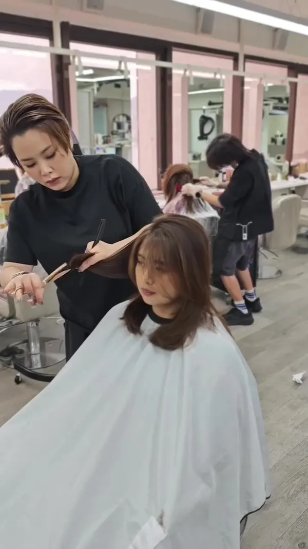 ##TsimShaTsuiFemaleHairstylist ##LayeredPerm ##HairPerm 髮型美甲作品