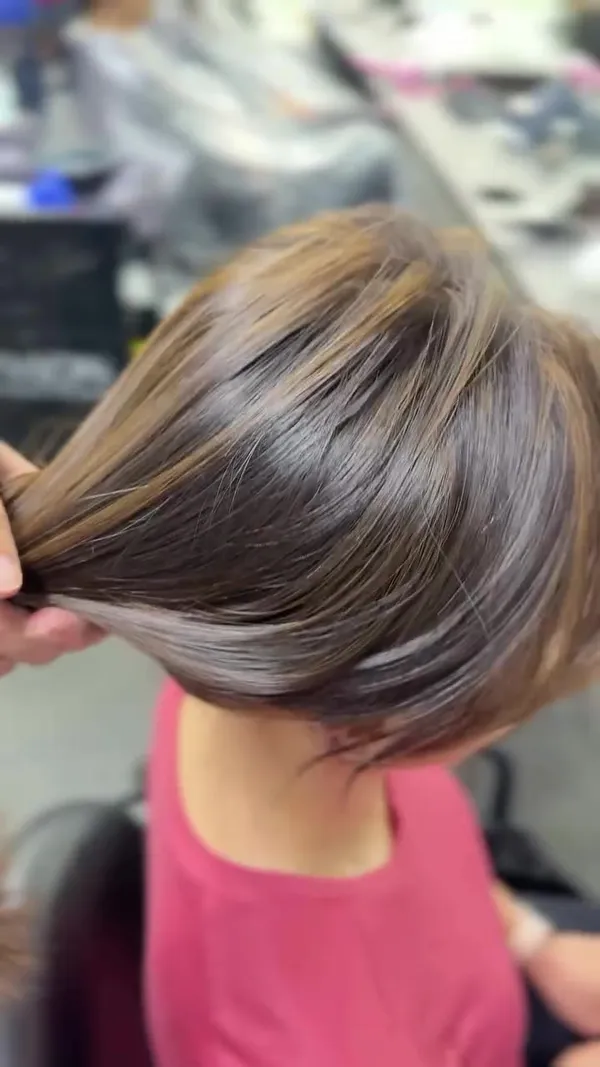 ##TsuenWanHairstylist ##Highlights ##BleachFreeHairColor 髮型美甲作品