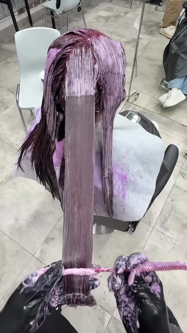 ##HairColor ##NoBleachHair ##hksalon 髮型美甲作品
