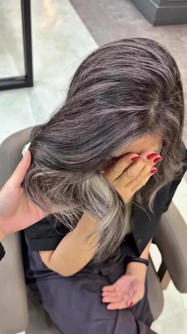 ##FemaleHairstylist ##YuenLongHairSalon ##YuenLongHairstylist 髮型美甲作品