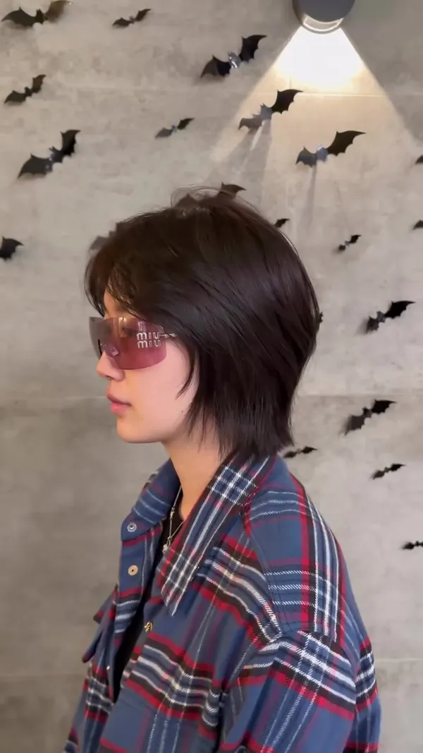 ##ShortHair ##FlippedOutHair ##TexturedBob 髮型美甲作品