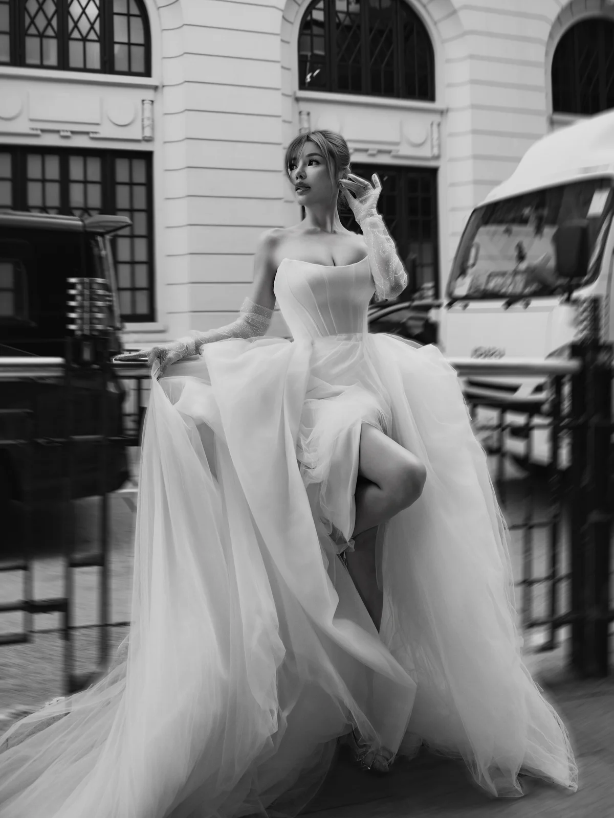 k.w.m__official ##foiweddingdress ##租婚紗 ##中環婚紗店 髮型美甲作品 (1)