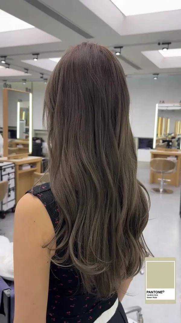 ##CurtainBangs ##MintBeige ##GirlsHairstyle 髮型美甲作品