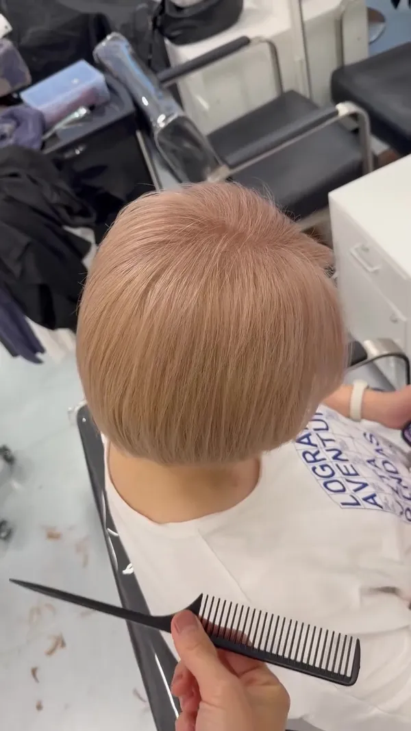 ##ULTOWA ##HydrogenHairTreatment ##BleachAndColorCare 髮型美甲作品