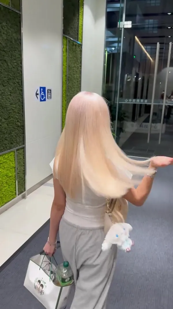 ##ULTOWA ##HydrogenHairTreatment ##BleachAndColorCare 髮型美甲作品